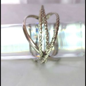 Bracelet cluster 5 intertwined silvertone bangles